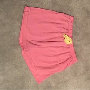 pink shorts